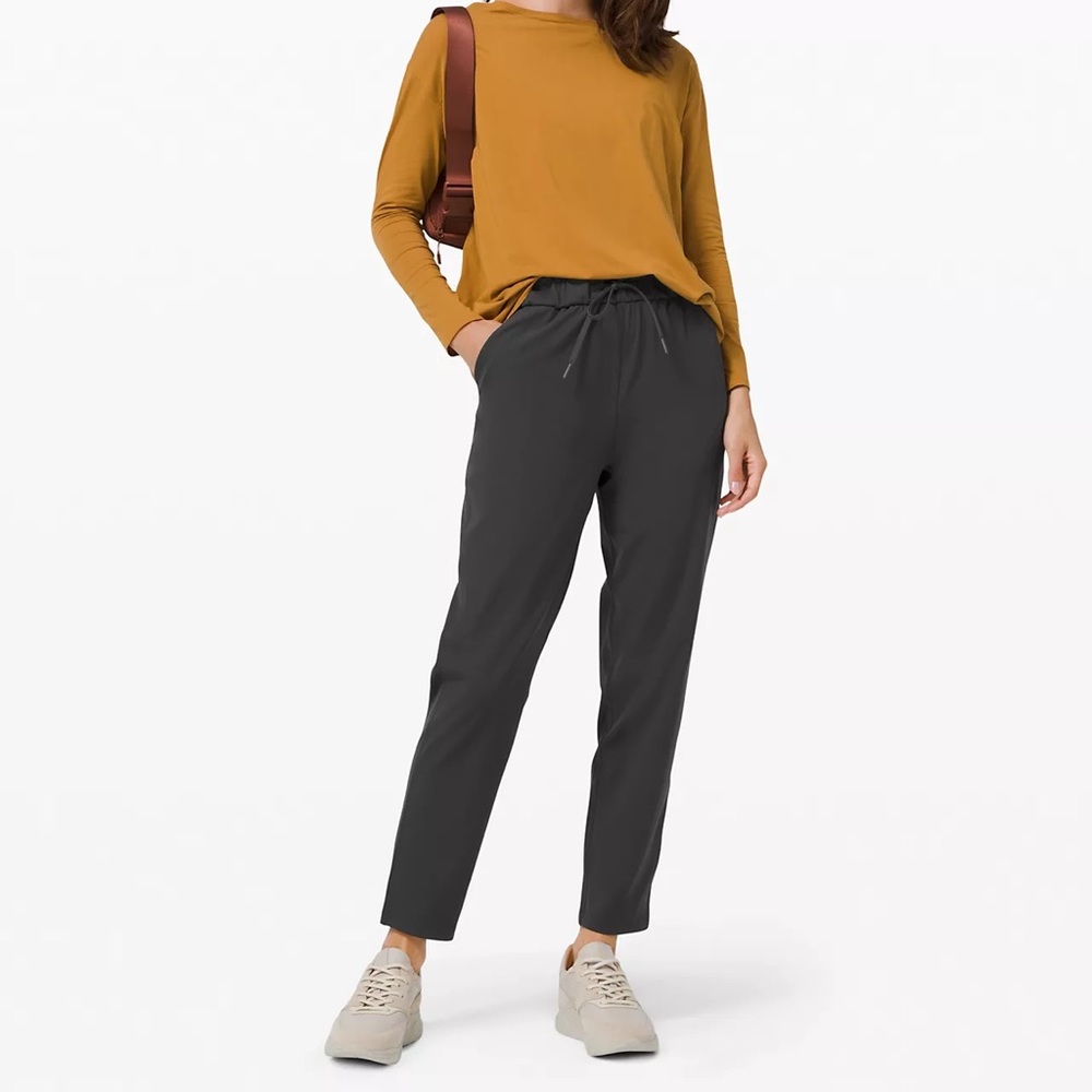 Grey Lululemon stretch high rise pant, 7/8 length